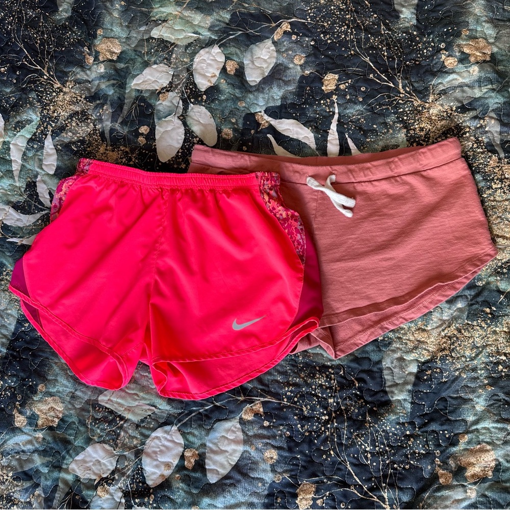 3 Listings 15$! Pink Womens Shorts